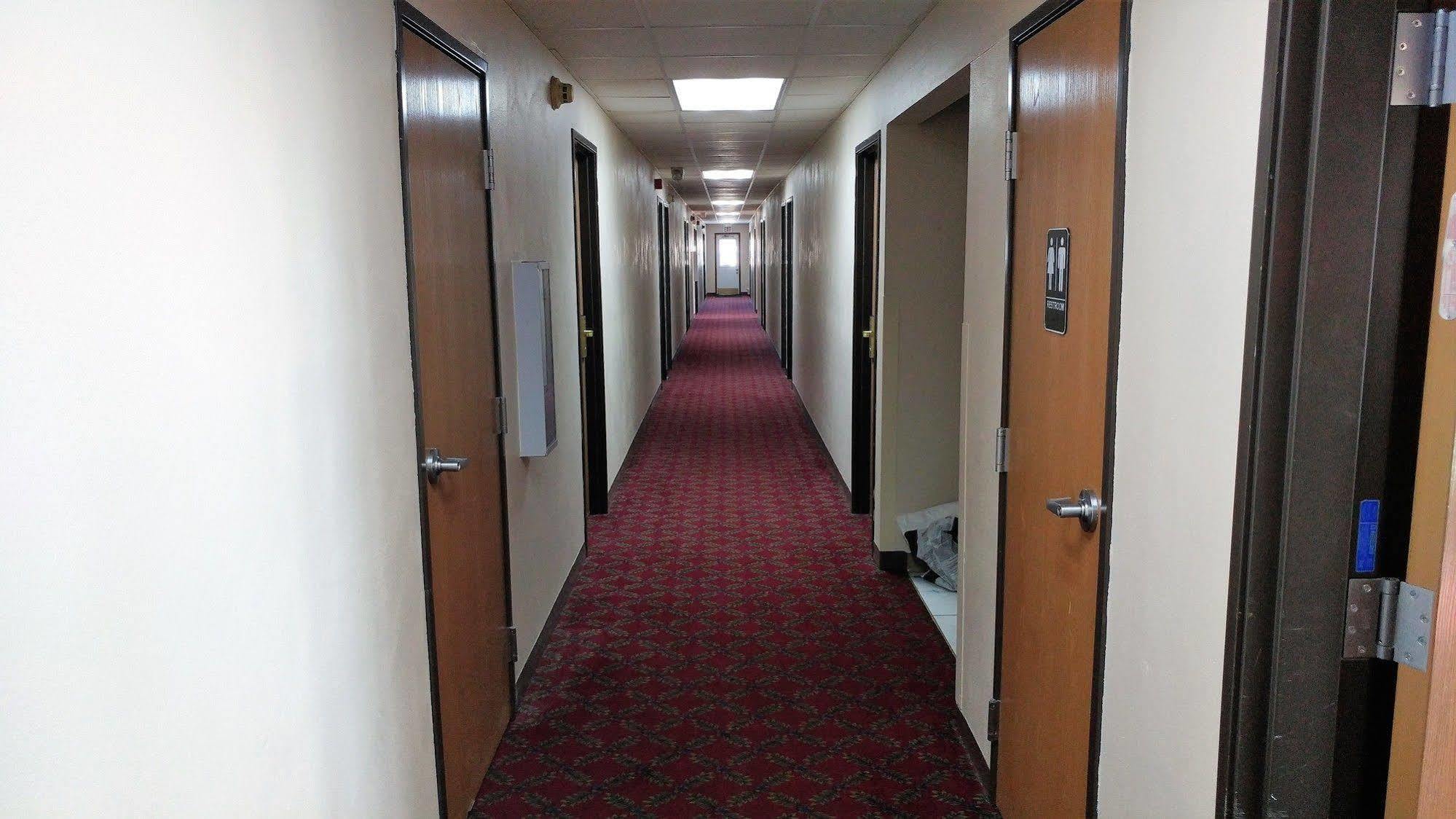 Red Carpet Inn - Windom Exterior foto